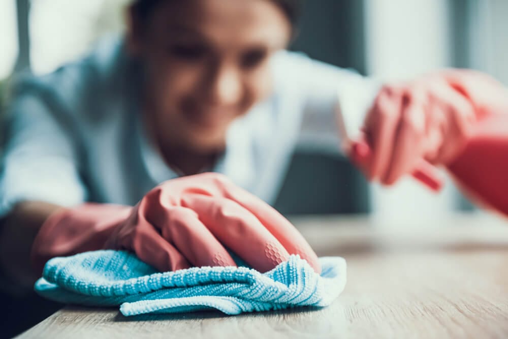 How to Become a Crime Scene Cleaner