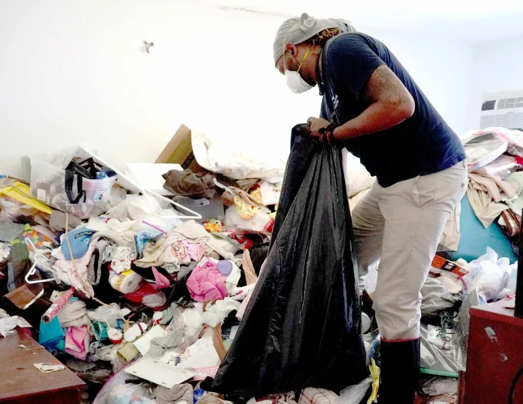 hoarding cleanup